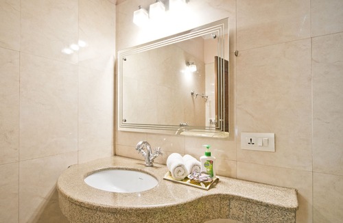 Hauz Khas Hotel | Prakash Kutir B&B