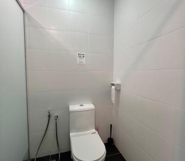 The Strand Apartment | Premier Suite with Balcony Encorp Residence Alpha IVF