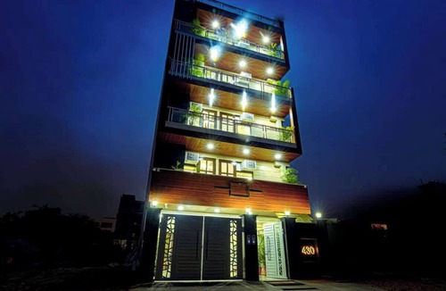 Gurugram Apartment | Premium Biz Traveler Stay.