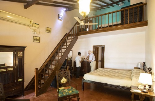 Nagoa Hotel | PRESA di GOA