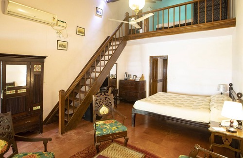 Nagoa Hotel | PRESA di GOA