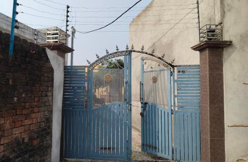Dhampur House | Priti homestay