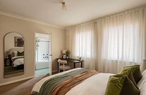 East Perth Apartment | Private 2BR Top Floor Escape Edge of CBD