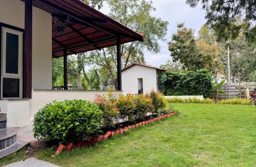 Hyderabad House | Private Farm Villa