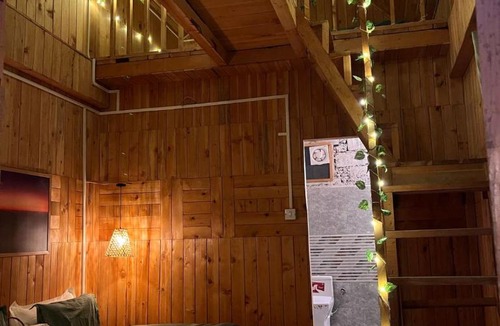 Jibhi Ski Chalet | Private Mudhouse Duplex Cottage by Kahani