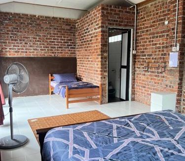 Rantau Panjang House | Private pool, 24pax, BBQ, Teratak Abah Rantau Panjang Kelantan