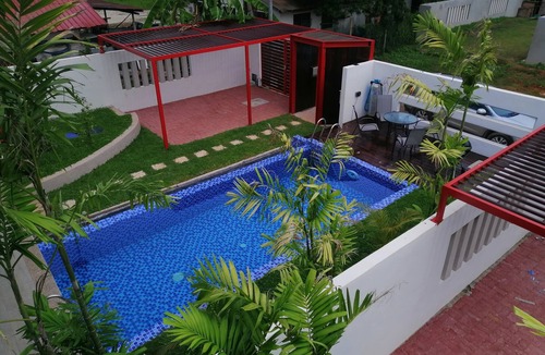 Kampung Kedawang Villa | Private Pool Villa 8 minutes to Cenang Beach