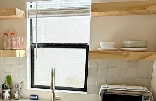 North Central Apartment | Private Retreat Bright Studio with free parking