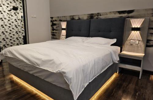 Bukit Bakri House | Private Room with ensuite bathroom in Bukit Bakri