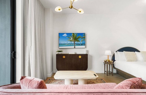 Wynwood Art District Condo | Private Studio Residence at Nomad Residences Wynwood - 644