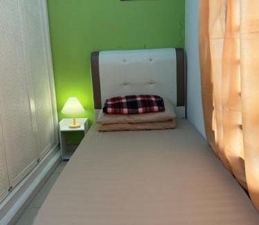 Wakaf Che Yeh Apartment | Private Studio Viana Court Service Apartment 3 with private parking