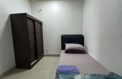 Ijok Apartment | Puncak Alam Cozy Blue Escape nearby UITM