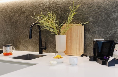 Heidelberg Heights Apartment | Punthill Ivanhoe
