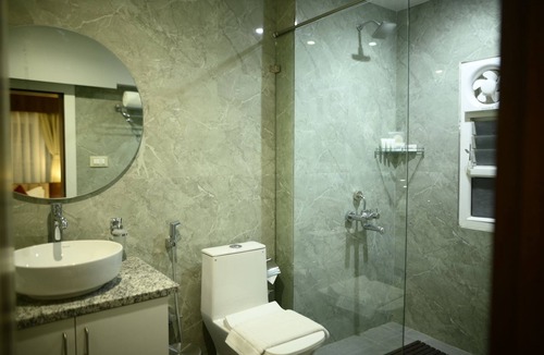 Samaguri Hotel | Purple Orchid Hotel