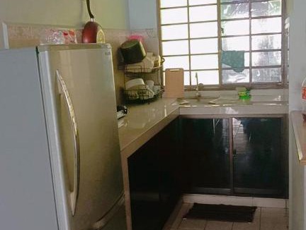 Taman Haji Zainal Apartment | Puteri apartment homestay seaview
