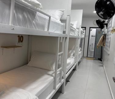 Rantau Panjang Hostel | Putih Hostel