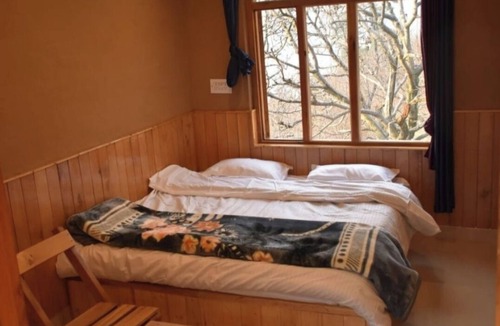 Manali House | Quiet & peaceful Apple Farm Stay