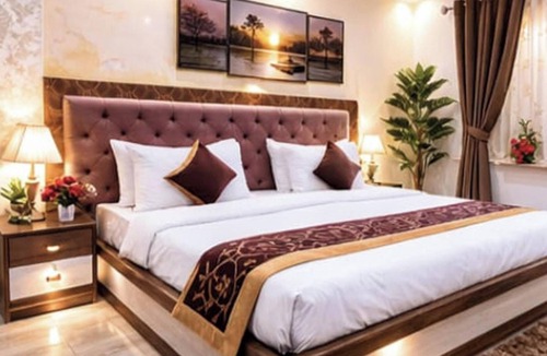 Agra Hotel | Radha Krishna Guest House
