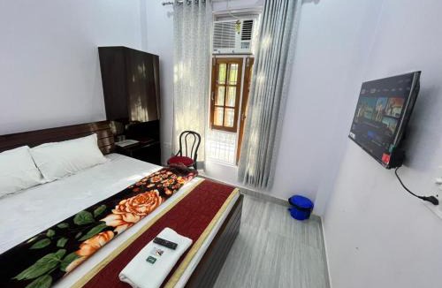 Indira Nagar House | Rahi Homestay B&B