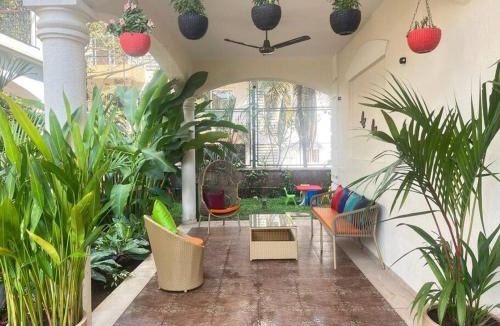 Saunta Vaddo House | Raina Villas Goa lux 8bhk pvt pool fully serviced