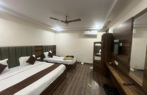 Sainik Farm Hotel | Raja Palace