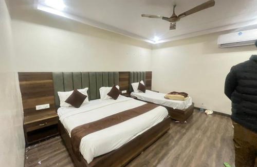 Sainik Farm Hotel | Raja Palace