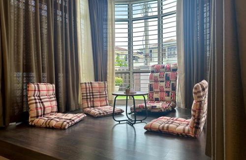 Taman Teratai House | Raja Uda Family Haven 4BR 10 Pax