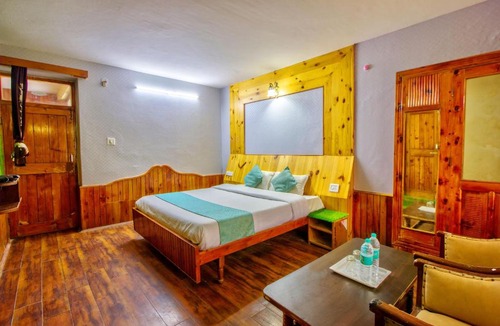 Old Manali Hotel | Rajhans hotel