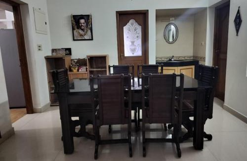 Inna Ski Chalet | Rajmata Nivas