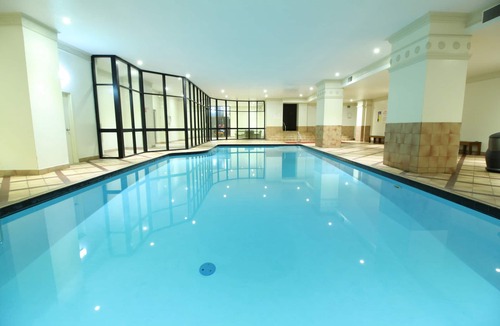 Randwick Apartment | RANDWICK-193SQM-BEACHSIDE-DINNING-SHOPS-TRANSPORT-POOL-SPA-SAUNA-GYM-240SQM YARD