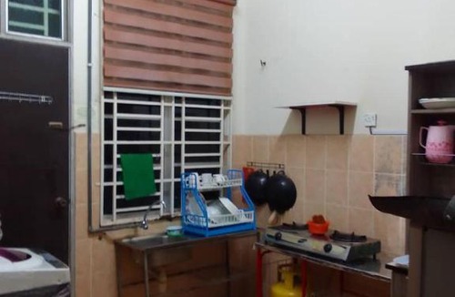 Tanjong Bidara House | Ratu homestay 1(Bukit Baru)