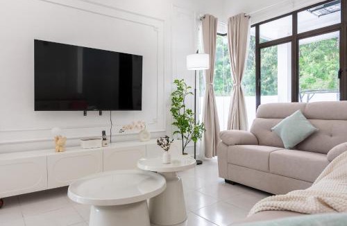 Rawang House | Rawang Landed Homestay - 2Sty Corner House
