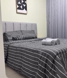 Salak South Apartment | Razak City Sunset HHhomestay 2R 2B Netflix Utube
