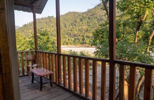 Laitmawsiang House | Reach Destination Riverside Homestay