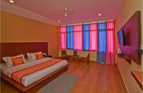 Fatehpur Hotel | Red carpet hotel