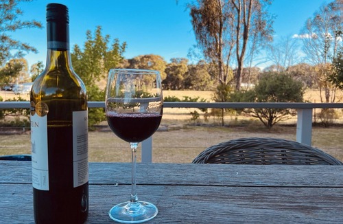 Erudgere Cottage | Redgate Cottage, Mudgee. Peaceful rural setting. Great place to unwind.