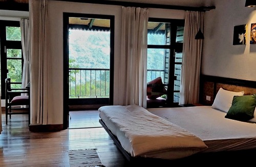 Geyzing Resort | RedPanda Jungle Camp