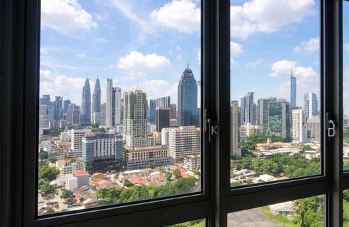 Chow Kit Apartment | Regalia Residence The Sky Pool KLCC Luxury Suite by SS