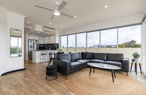 Forster Apartment | Regatta 24