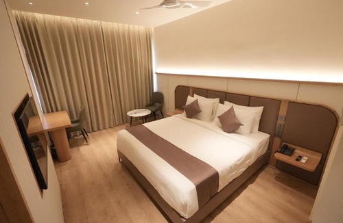 HITEC City Hotel | Regenta Place Hitech City, Hyderabad , A Royal Orchid Hotels Brand