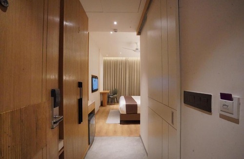 HITEC City Hotel | Regenta Place Hitech City, Hyderabad , A Royal Orchid Hotels Brand