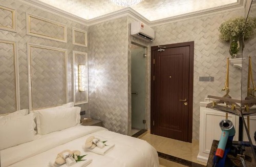 Downtown Kota Kinabalu Apartment | Regis by Ritz - A Member of The Luxury Hotel Group