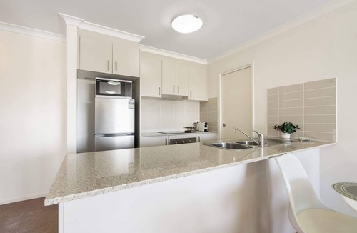 Franklin Apartment | Relaxed 2BR, 2BTH Apartment with Balcony & Parking