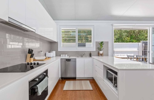Allambie Heights House | Relaxing 2-Bed Home Close to Beaches and Parks
