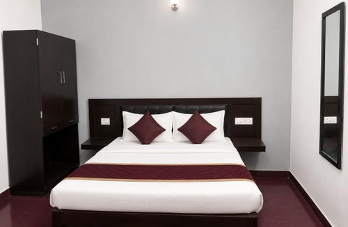 Candolim Resort | Resort Blue Cent Beach on Candolim Goa
