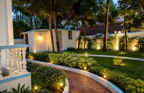 Candolim Resort | Resort Blue Cent Beach on Candolim Goa