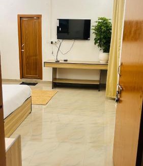 Sualkuchi House | Restopia Homestay