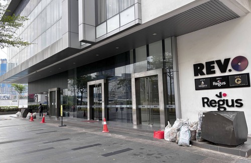 Bandar Tun Razak Condo | Revo Suite Bukit Jalil - Pavillion 2 KL View | Work-ready unit with scented