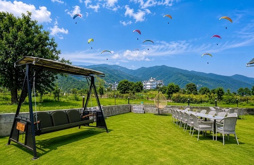 Gunehr Cottage | Riaso - The Luxury Villas Near Landing Site Bir