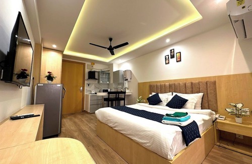 Shyam Nagar Hotel | Richi Rich Studio Apartment